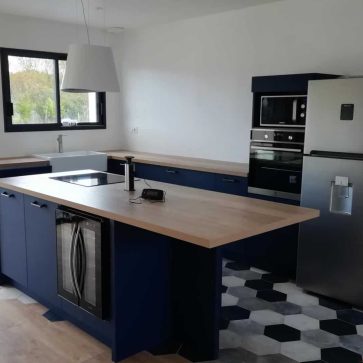 Cuisine avec îlot - Chaumont d'Anjou (1)