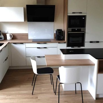 Cuisine avec îlot - La Romagne (5)