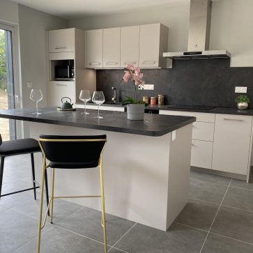 Cuisine avec îlot - Montoir de Bretagne (4)