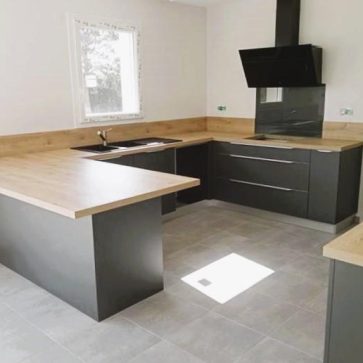 Cuisine en U - Vezins (2)